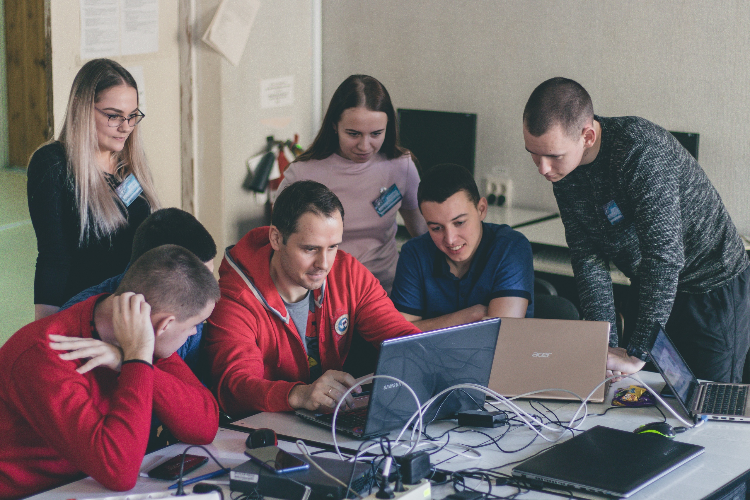 Введите название изображения VrnCTF-2019